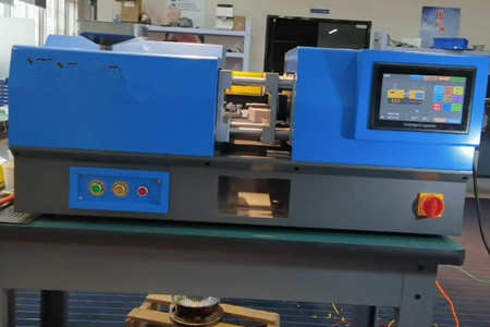 微型注塑機的價格范圍，幾萬元到數(shù)十萬元！